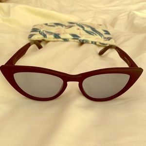 Toms traveler sunglasses